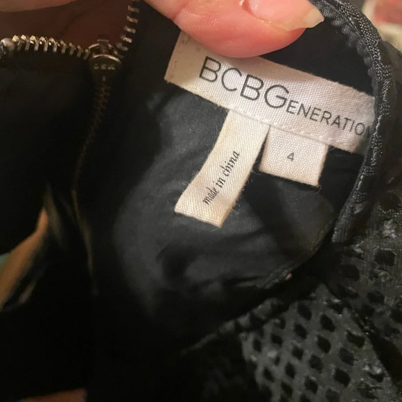 BCBGENERATION PLEATED SKATER DRESS - Picture 7 of 8